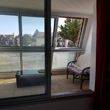 Studio Front De Mer Apartment Ouistreham Ngoại thất bức ảnh