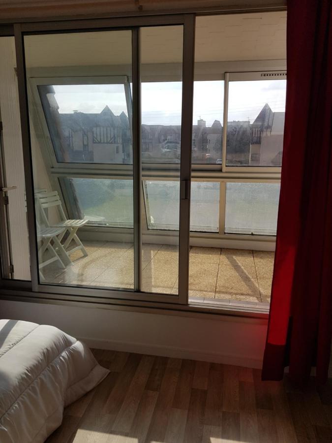 Studio Front De Mer Apartment Ouistreham Ngoại thất bức ảnh
